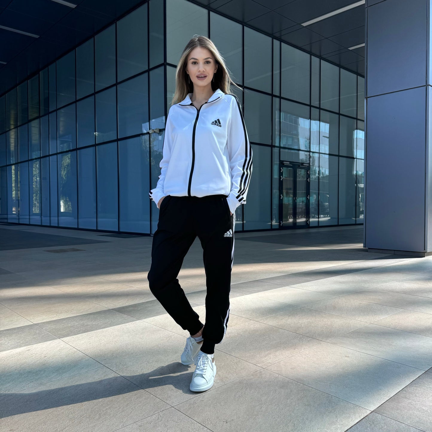 REDUCERE-Trening damă - White