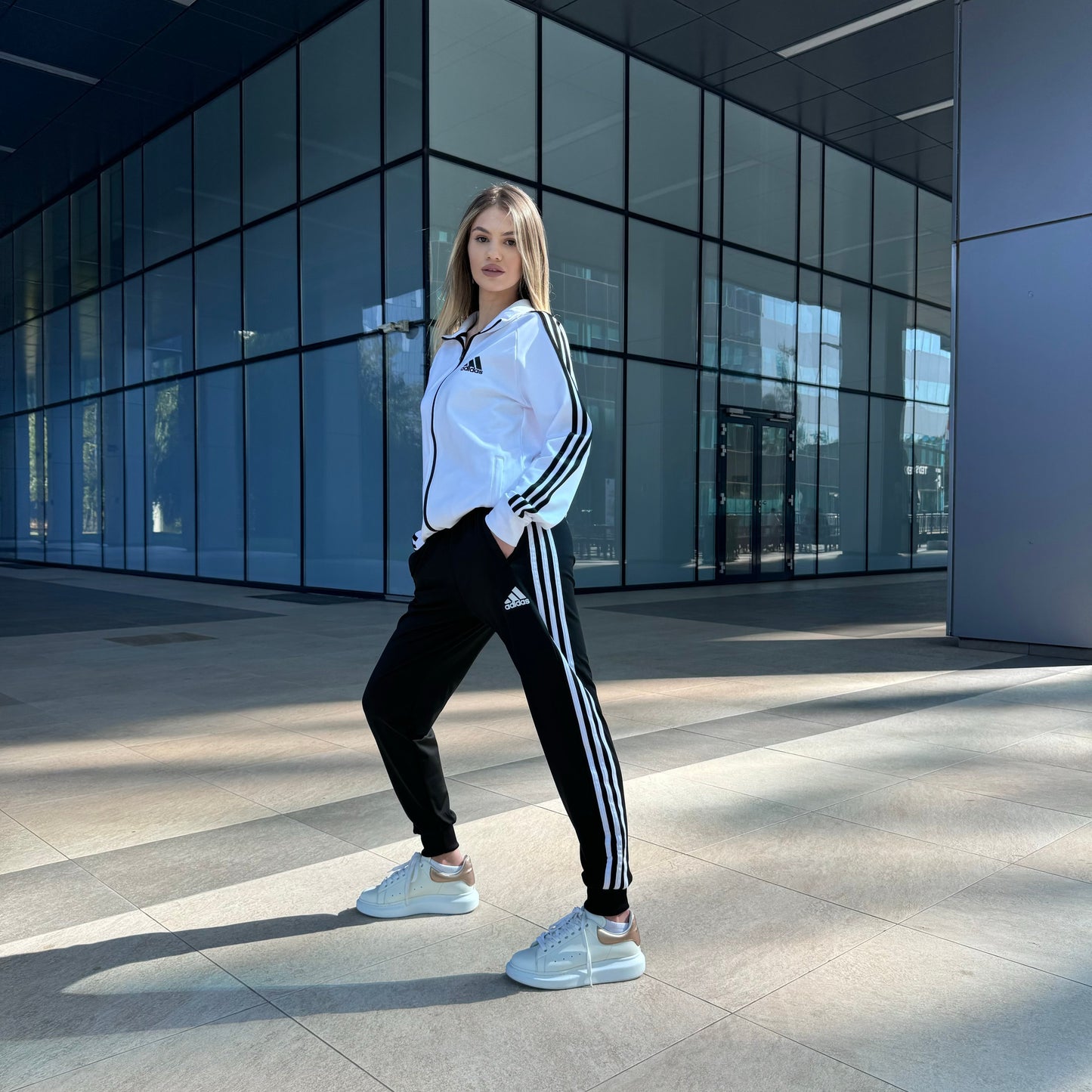 REDUCERE-Trening damă - White