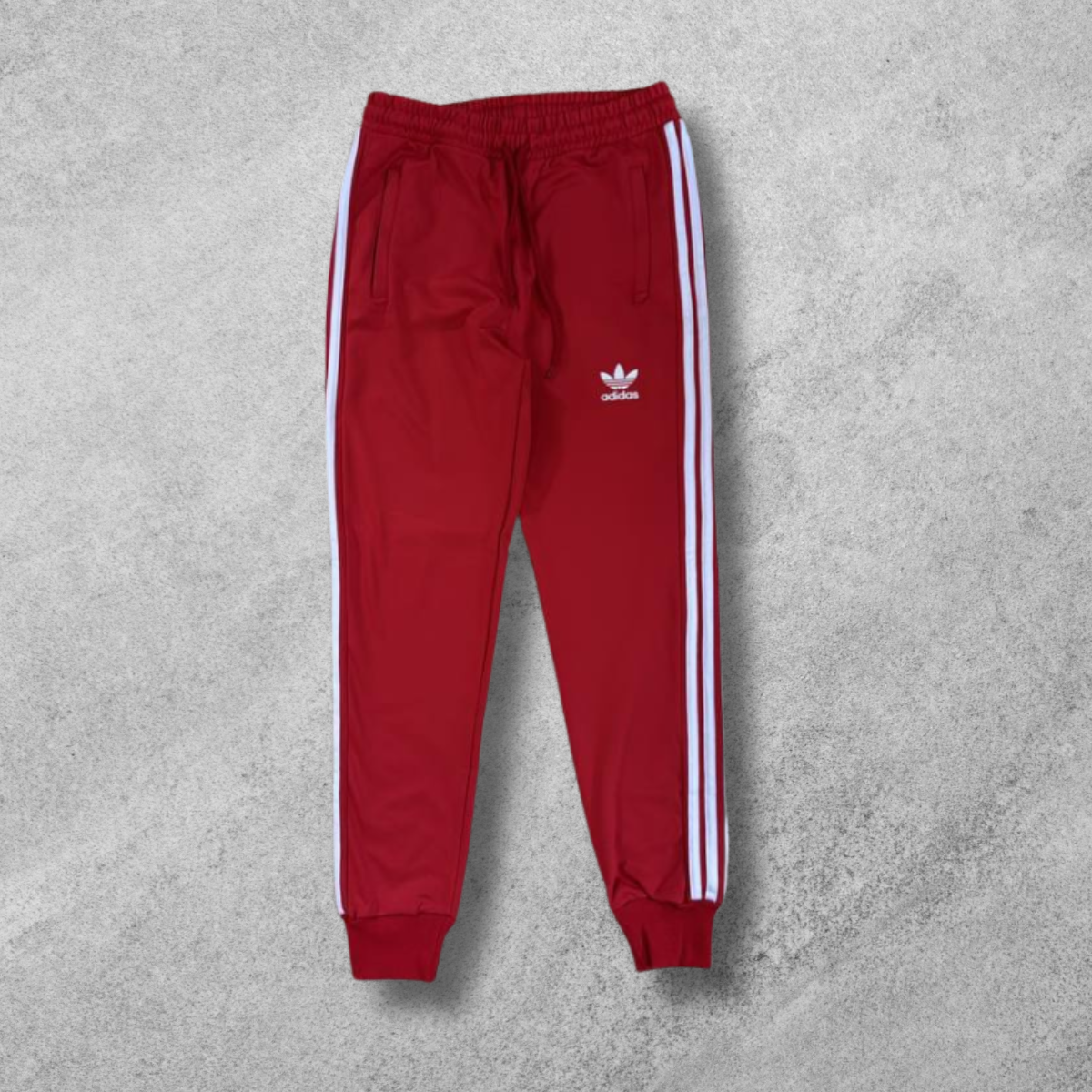 Pantaloni la reducere