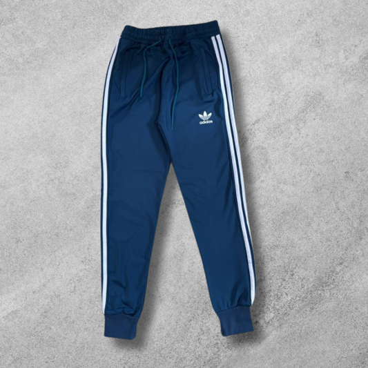 Pantaloni la reducere