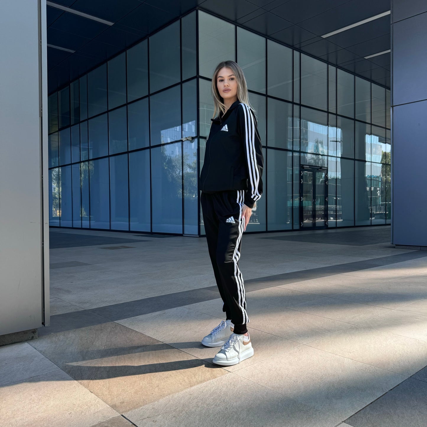 Trening de damă - Easy Black Stripes
