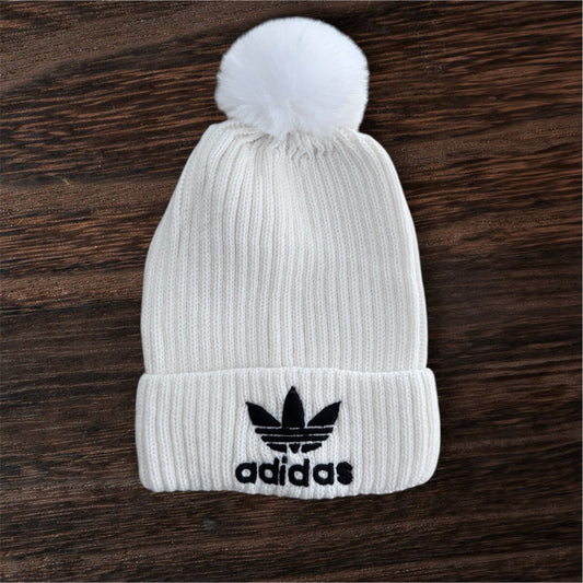 Căciula la reducere 75%